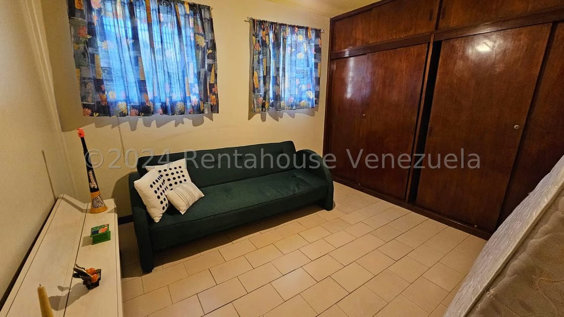 Casa (Duplex) en Venta en La Trinidad, Distrito Metropolitano - 21