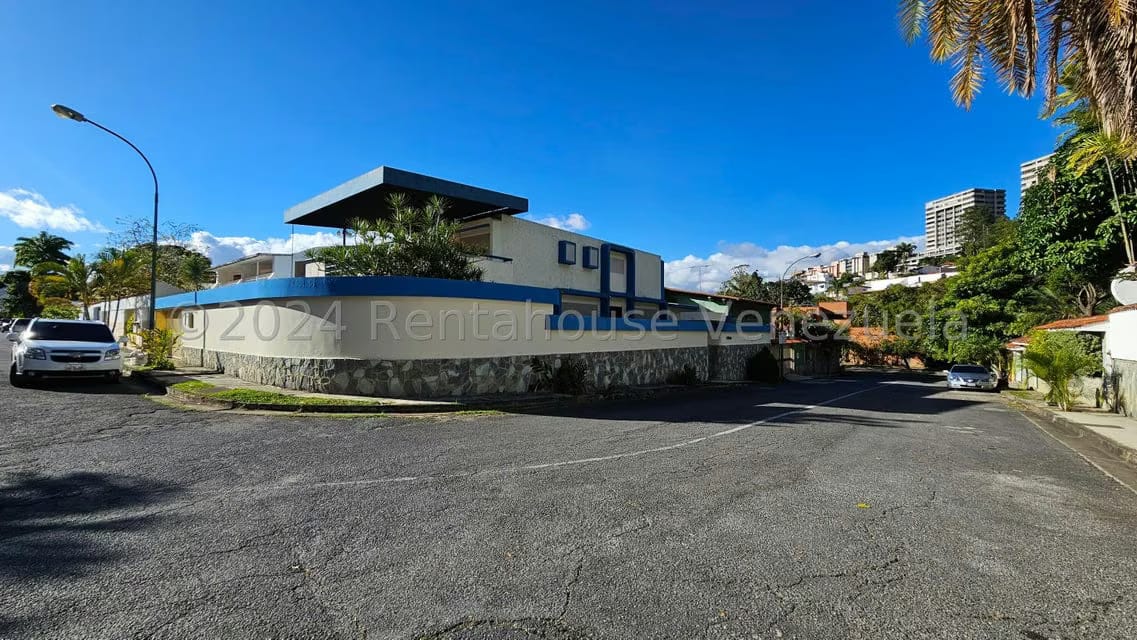 Casa (Duplex) en Venta en La Trinidad, Distrito Metropolitano - 25