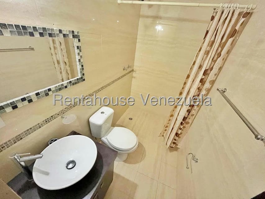 Apartamento (1 Nivel) en Venta en Baruta, Distrito Metropolitano - 8