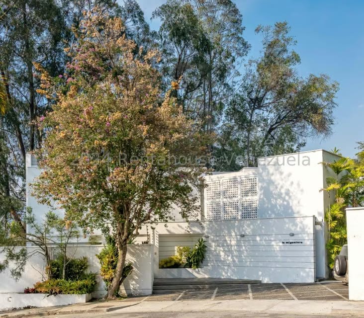 Casa (Duplex) en Venta en Los Naranjos del Cafetal, Distrito Metropolitano
