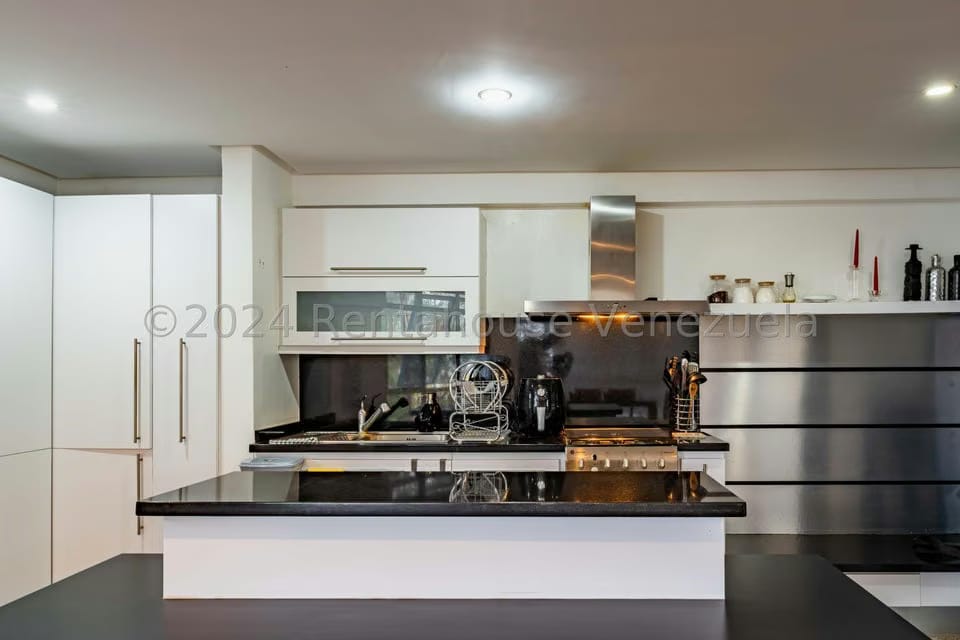 Casa (Duplex) en Venta en Los Naranjos del Cafetal, Distrito Metropolitano - 29