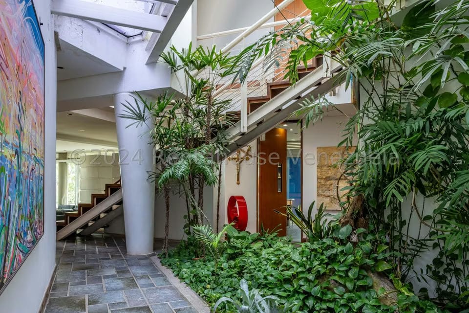 Casa (Duplex) en Venta en Los Naranjos del Cafetal, Distrito Metropolitano - 5