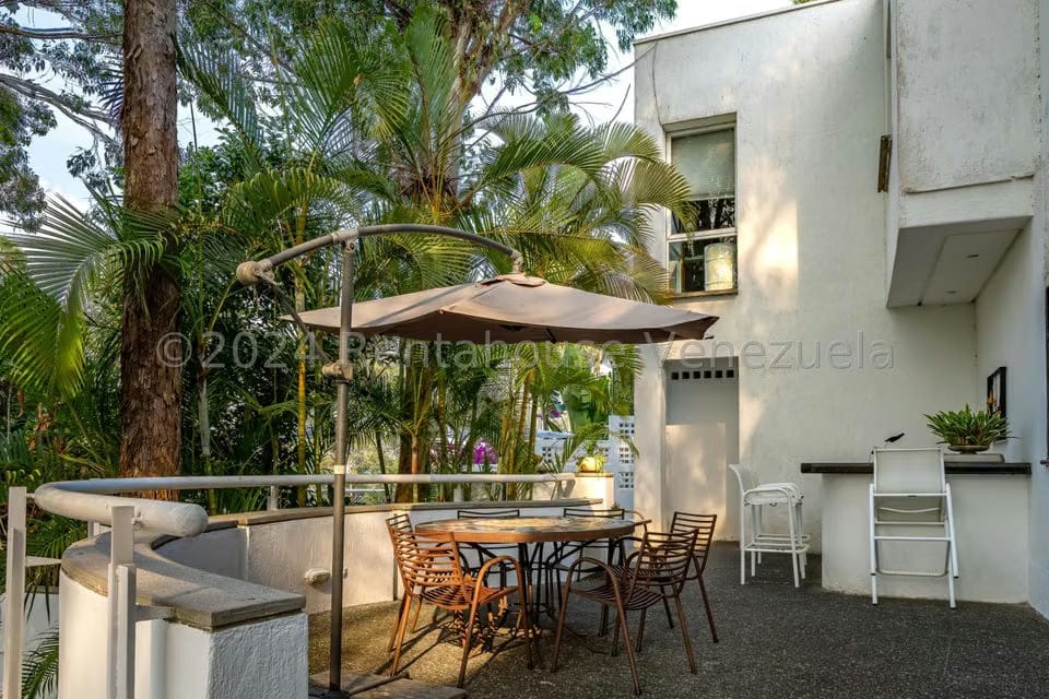 Casa (Duplex) en Venta en Los Naranjos del Cafetal, Distrito Metropolitano - 10