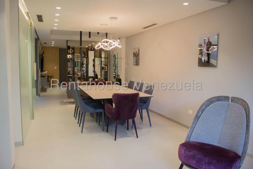 Apartamento (1 Nivel) en Venta en Campo Alegre, Distrito Metropolitano - 11