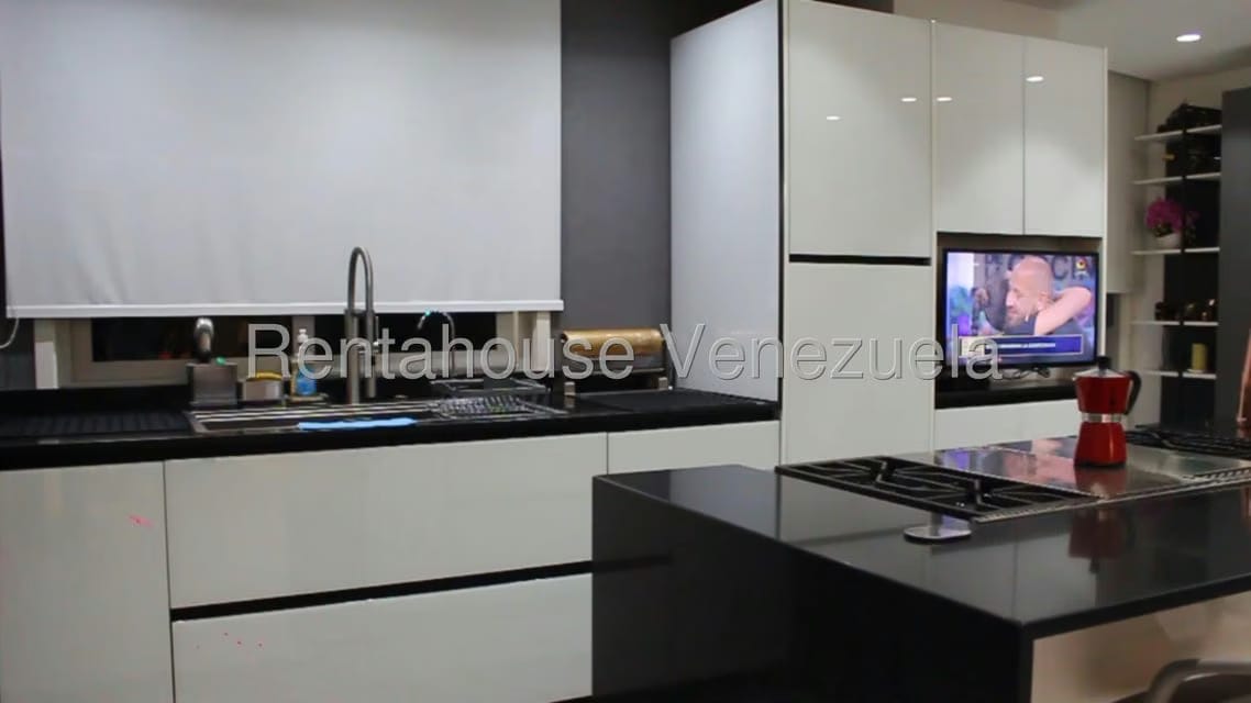 Apartamento (1 Nivel) en Venta en Campo Alegre, Distrito Metropolitano - 6