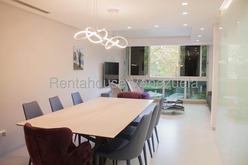 Apartamento (1 Nivel) en Venta en Campo Alegre, Distrito Metropolitano - 10