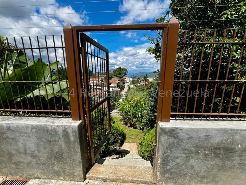 Casa (Duplex) en Venta en Caicaguana, Distrito Metropolitano - 23