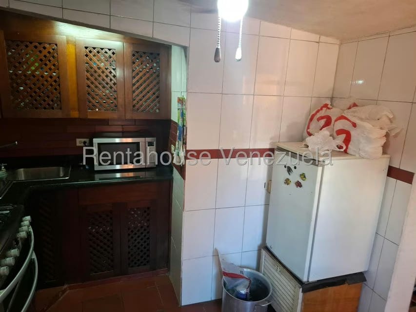 Casa (Duplex) en Venta en Parque Caiza, Distrito Metropolitano - 5