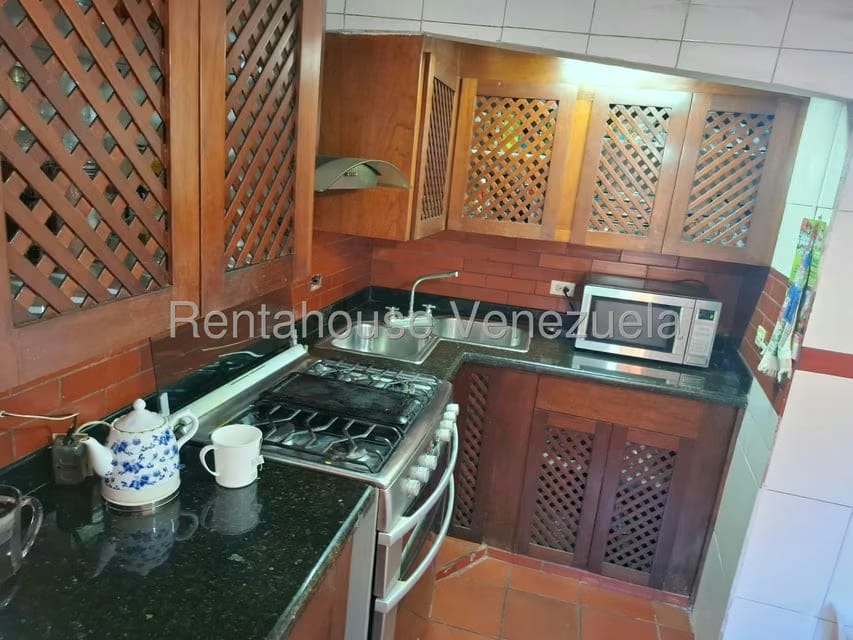 Casa (Duplex) en Venta en Parque Caiza, Distrito Metropolitano - 6