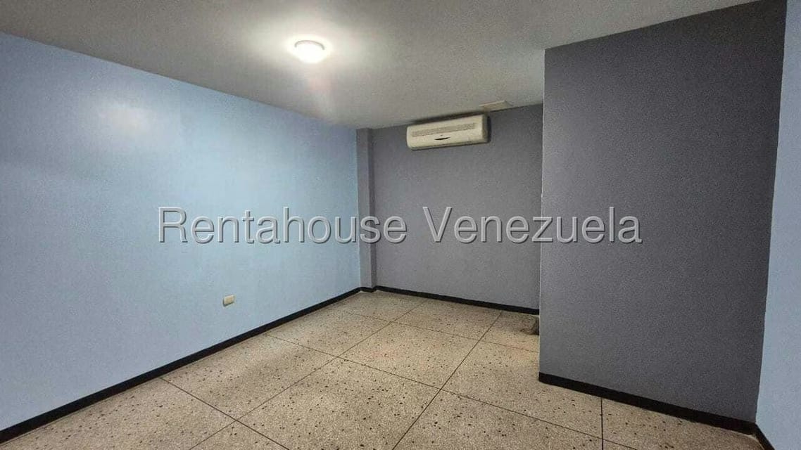 Comercial (Oficina) en Alquiler en Zona Oeste, Lara - 5