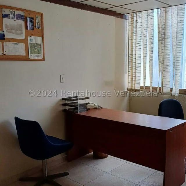 Comercial (Oficina) en Venta en La Campiña, Distrito Metropolitano - 4