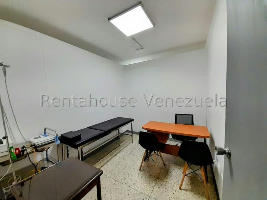 Comercial (Consultorio Medico) en Alquiler en Centro, Lara - 8