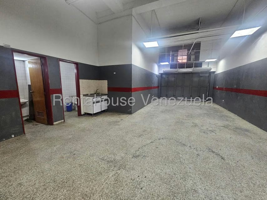 Comercial (Local Comercial) en Venta en La Candelaria, Distrito Metropolitano - 3
