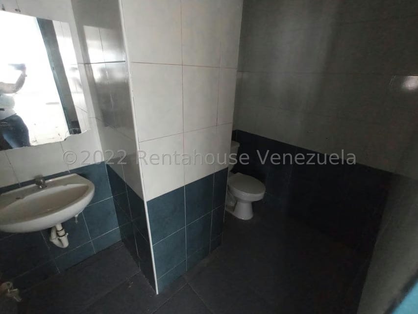 Comercial (Local Comercial) en Venta en Castillito, Carabobo - 17