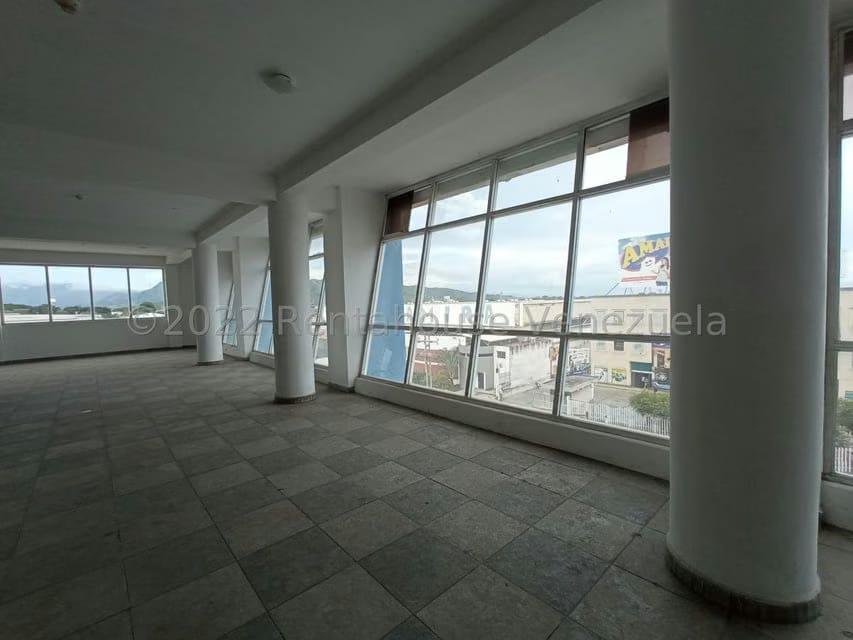 Comercial (Local Comercial) en Venta en Castillito, Carabobo - 5