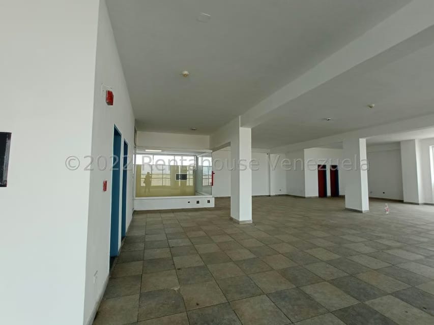 Comercial (Local Comercial) en Venta en Castillito, Carabobo - 6