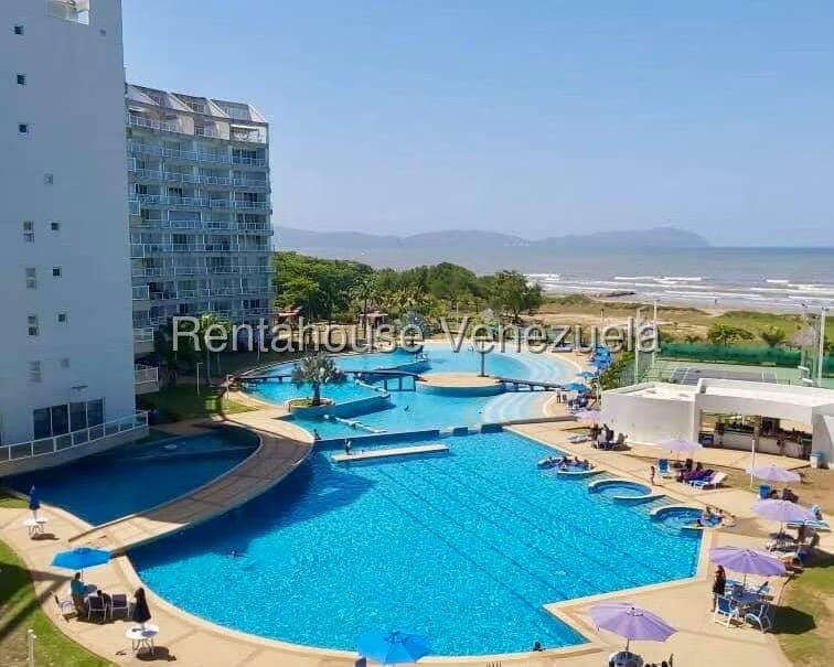 Apartamento (1 Nivel) en Venta en Agua Sal, Miranda - 2