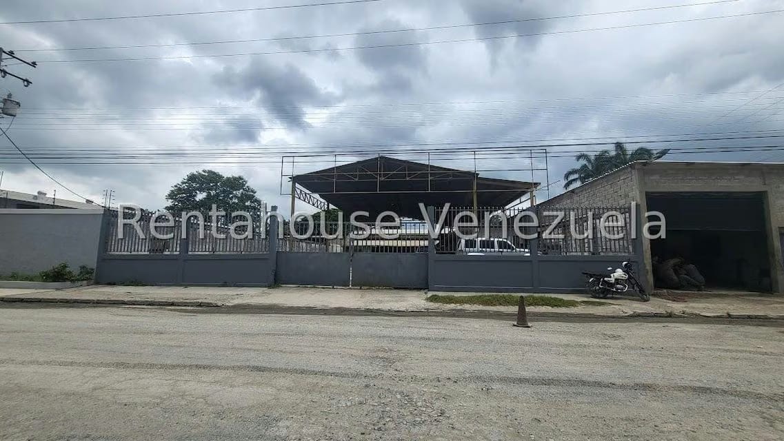 Comercial (Galpon - Deposito) en Venta en Zona Industrial Las Vegas, Aragua