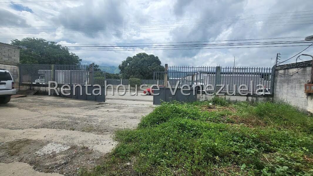 Comercial (Galpon - Deposito) en Venta en Zona Industrial Las Vegas, Aragua - 3