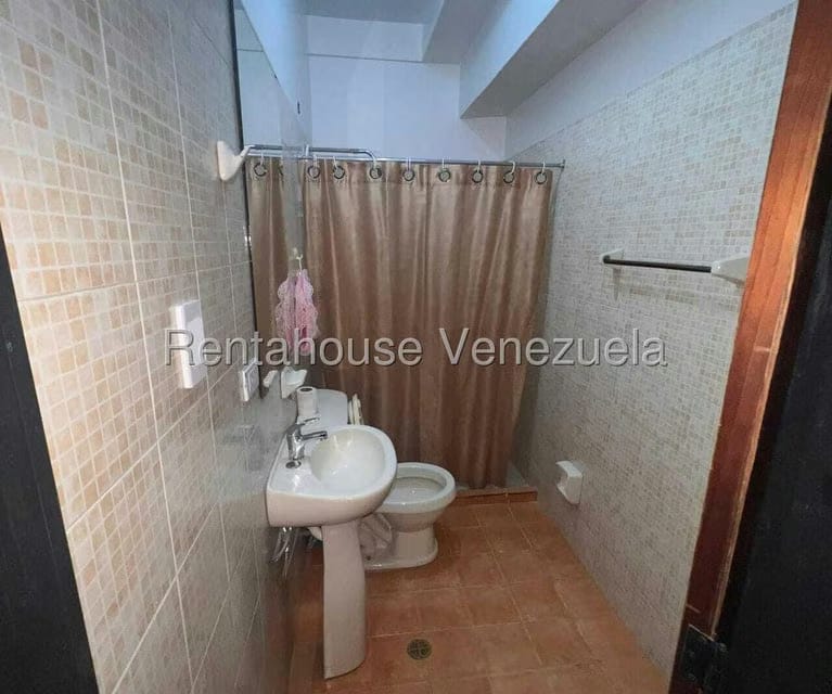 Casa (1 Nivel) en Alquiler en Parroquia Juan Bautista Rodriguez, Lara - 14