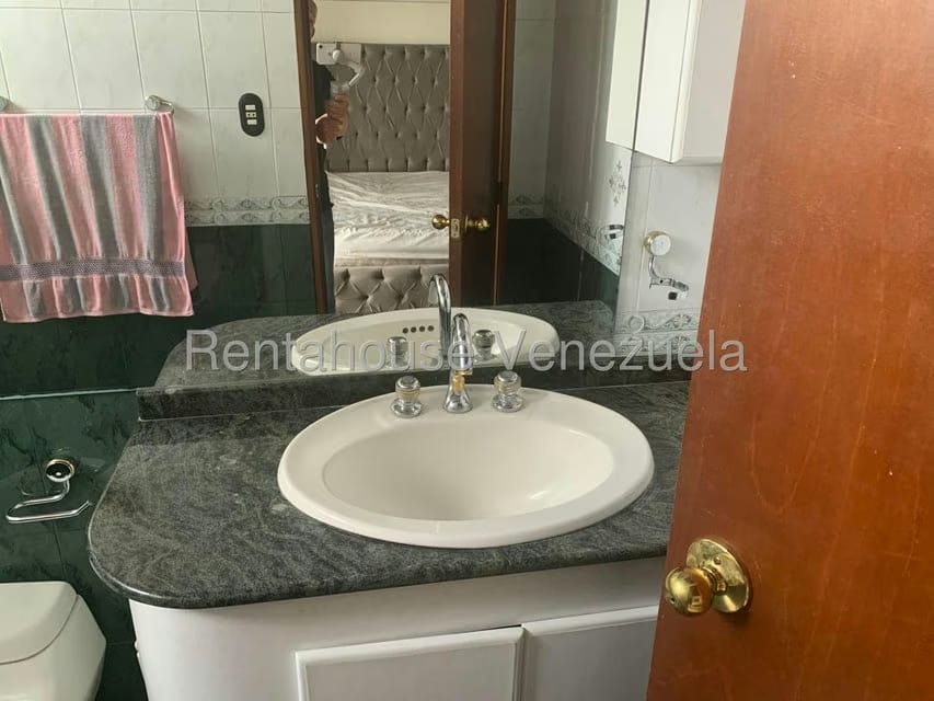 Casa (Duplex) en Venta en La Boyera, Distrito Metropolitano - 47