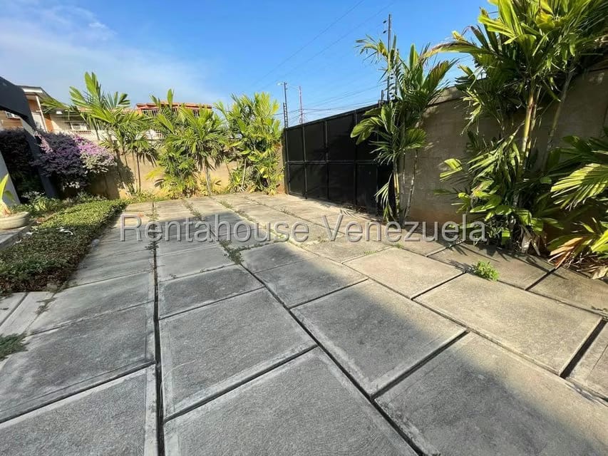 Apartamento (1 Nivel) en Venta en Avenida Vargas, Zulia - 11