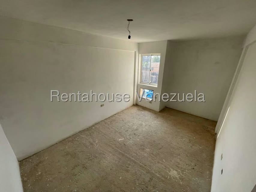 Apartamento (1 Nivel) en Venta en Avenida Vargas, Zulia - 8