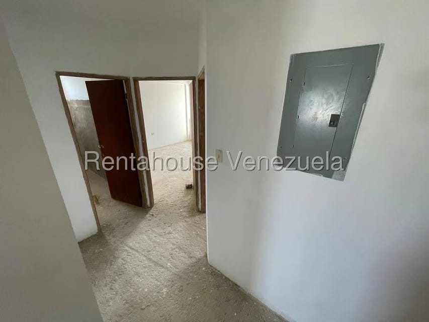Apartamento (1 Nivel) en Venta en Avenida Vargas, Zulia - 9