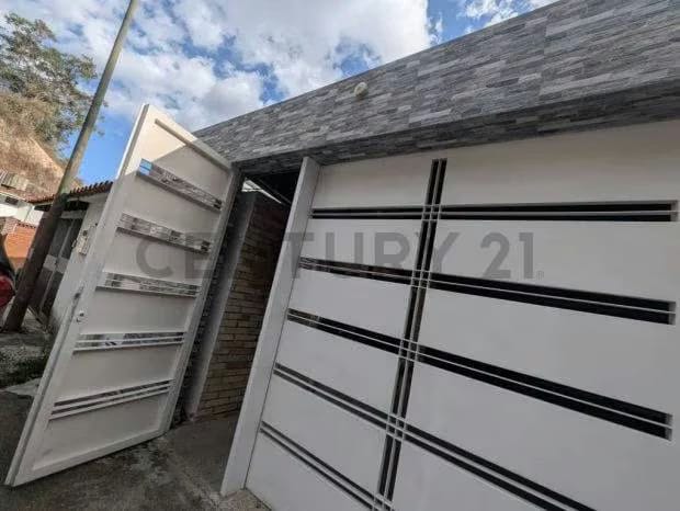 Hermosa Casa en Venta 196mts2 La Trinidad