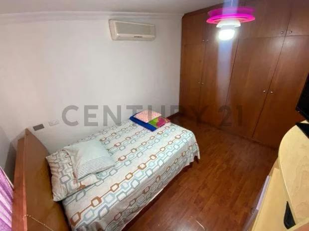 Hermosa Casa en Venta 196mts2 La Trinidad - 15