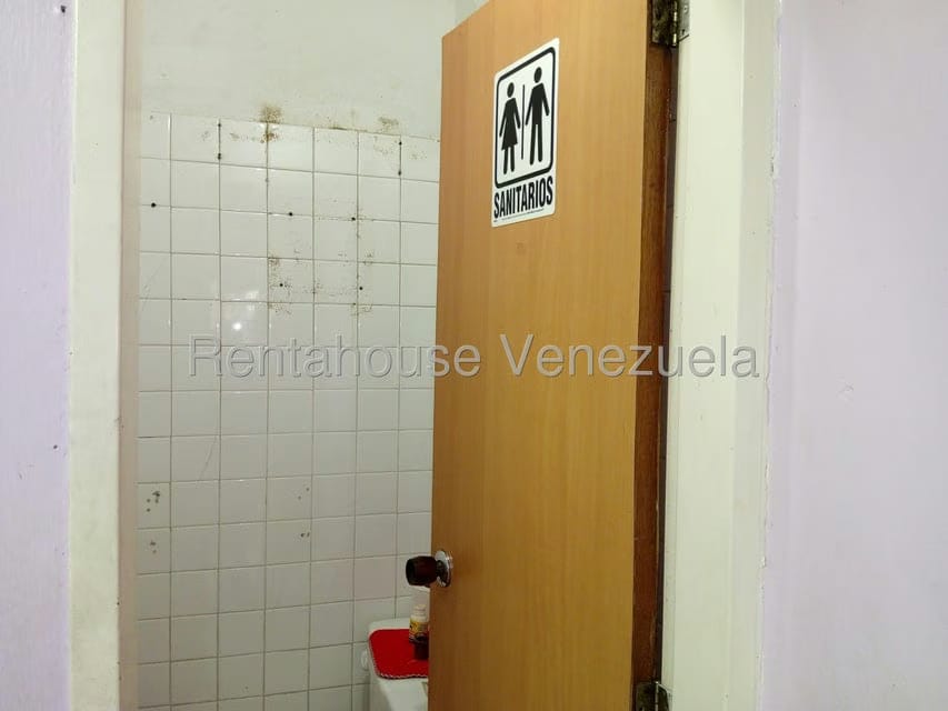 Comercial (Local Comercial) en Venta en El Paraiso, Distrito Metropolitano - 11