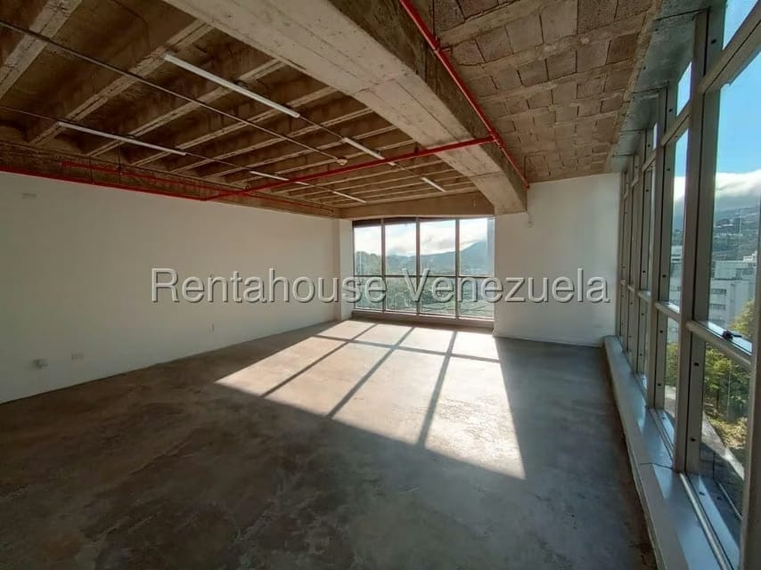 Comercial (Oficina) en Alquiler en Santa Paula, Distrito Metropolitano - 9