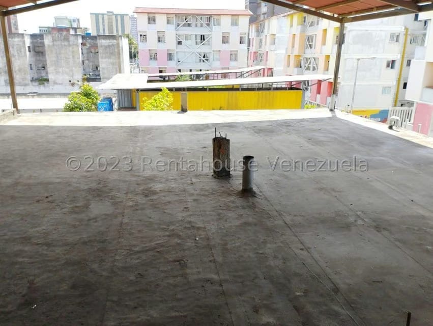 Comercial (Edificio) en Venta en Centro, Lara - 56