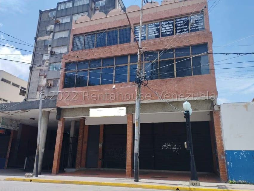 Comercial (Edificio) en Venta en Centro, Lara - 69