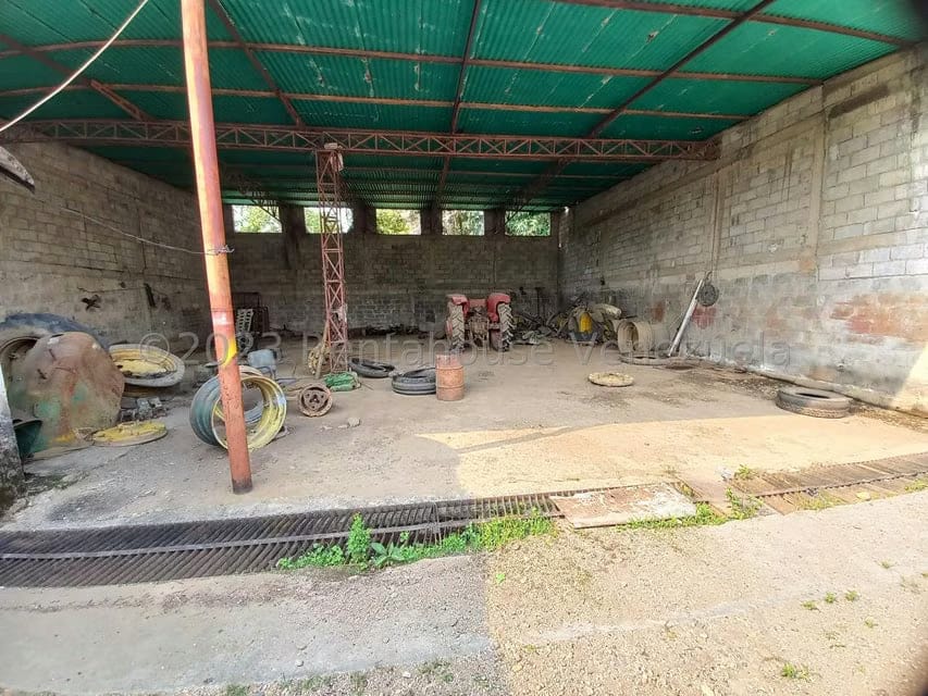 Terreno (Comercial) en Venta en Centro, Portuguesa - 5