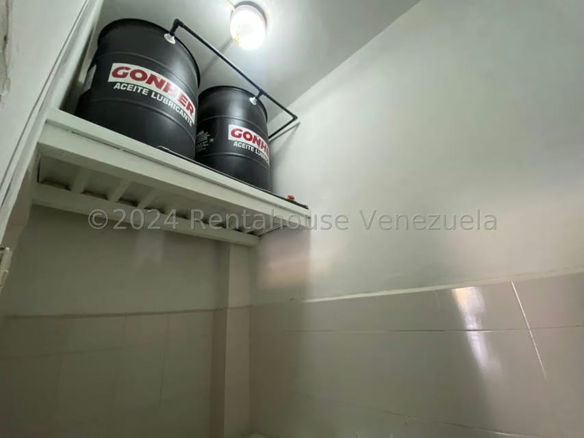 Comercial (Local Comercial) en Alquiler en Centro, Lara - 3