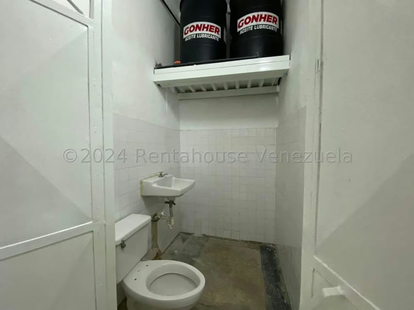 Comercial (Local Comercial) en Alquiler en Centro, Lara - 6