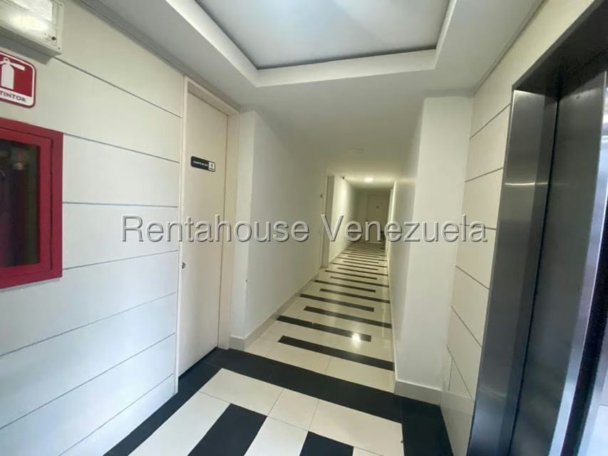 Apartamento (1 Nivel) en Venta en Lomas del Sol, Distrito Metropolitano - 3