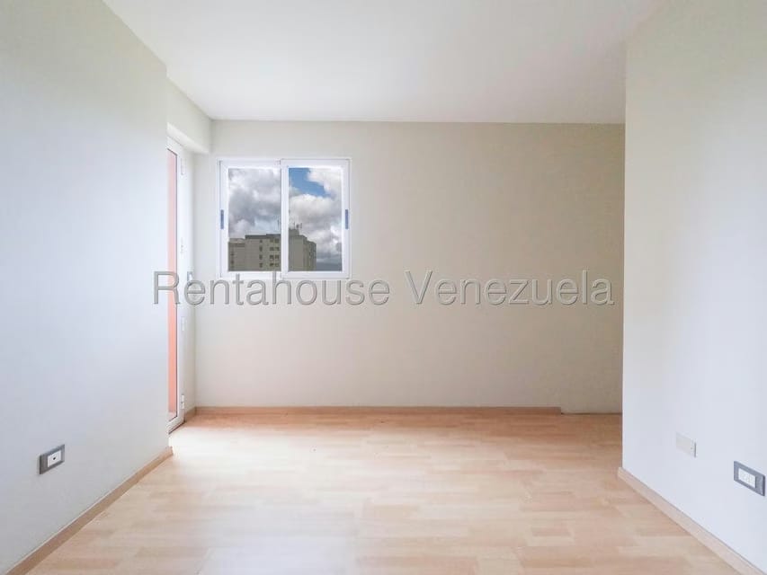 Apartamento (1 Nivel) en Venta en Triangulo del Este, Lara - 14