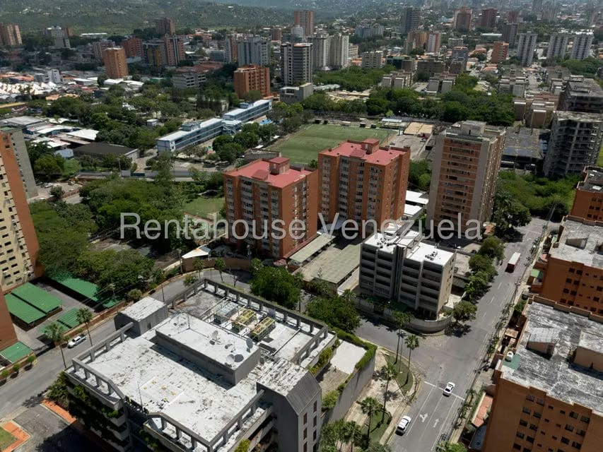 Apartamento (1 Nivel) en Venta en Triangulo del Este, Lara - 25