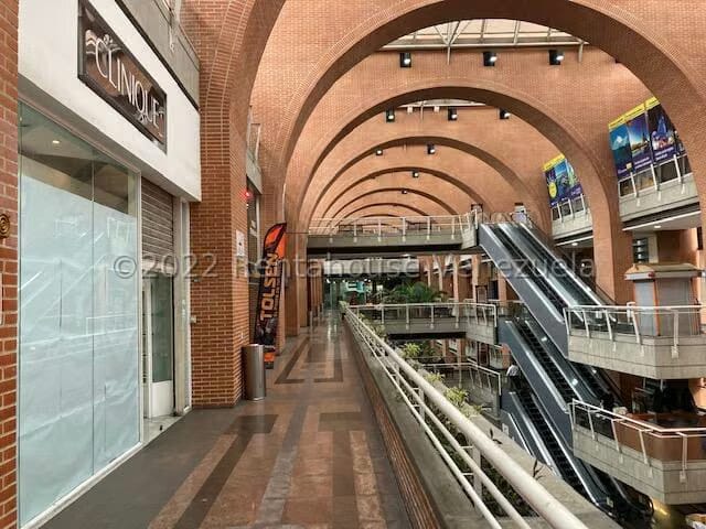 Comercial (Local Comercial) en Venta en El Cafetal, Distrito Metropolitano - 3