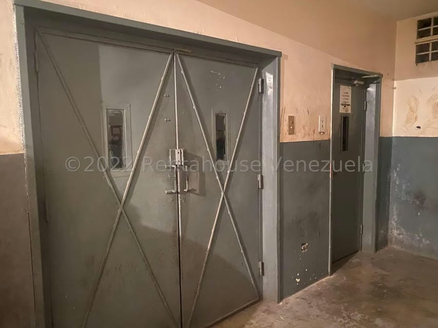 Comercial (Local Comercial) en Alquiler en Catia, Distrito Metropolitano - 3
