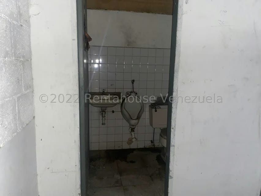 Comercial (Local Comercial) en Alquiler en Catia, Distrito Metropolitano - 9