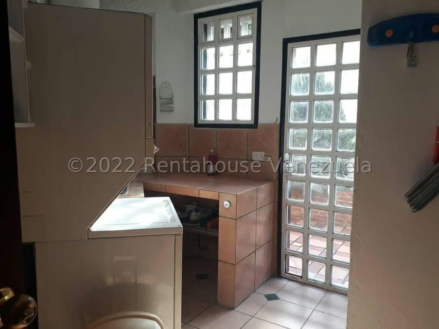 Casa (Multipes Niveles) en Venta en Oripoto, Distrito Metropolitano - 16