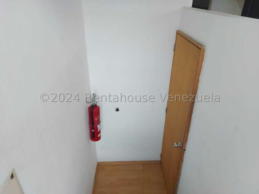 Comercial (Local Comercial) en Venta en Avenida El Milagro, Zulia - 28