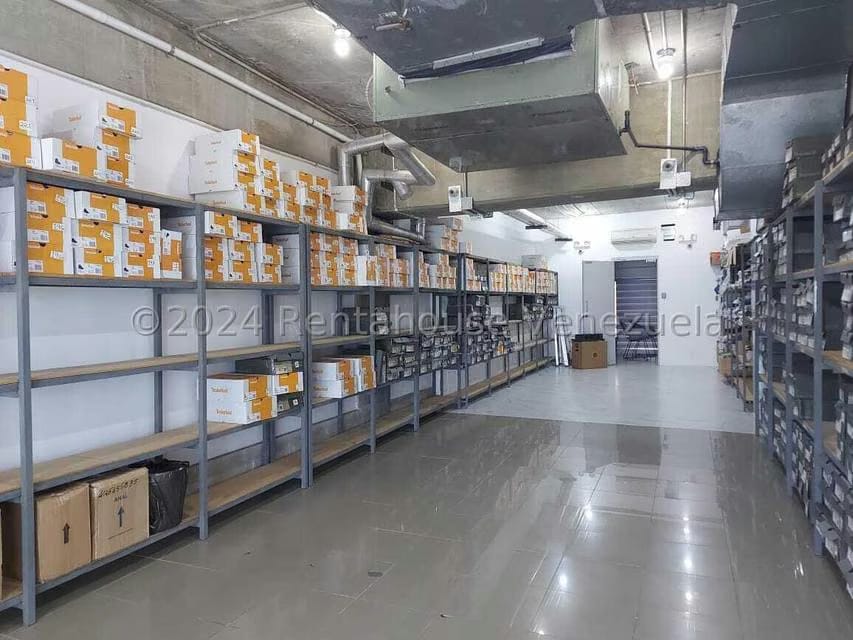 Comercial (Local Comercial) en Venta en Avenida El Milagro, Zulia - 29