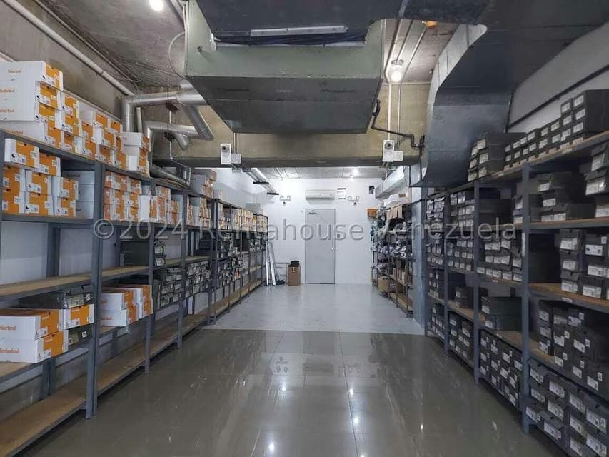 Comercial (Local Comercial) en Venta en Avenida El Milagro, Zulia - 30