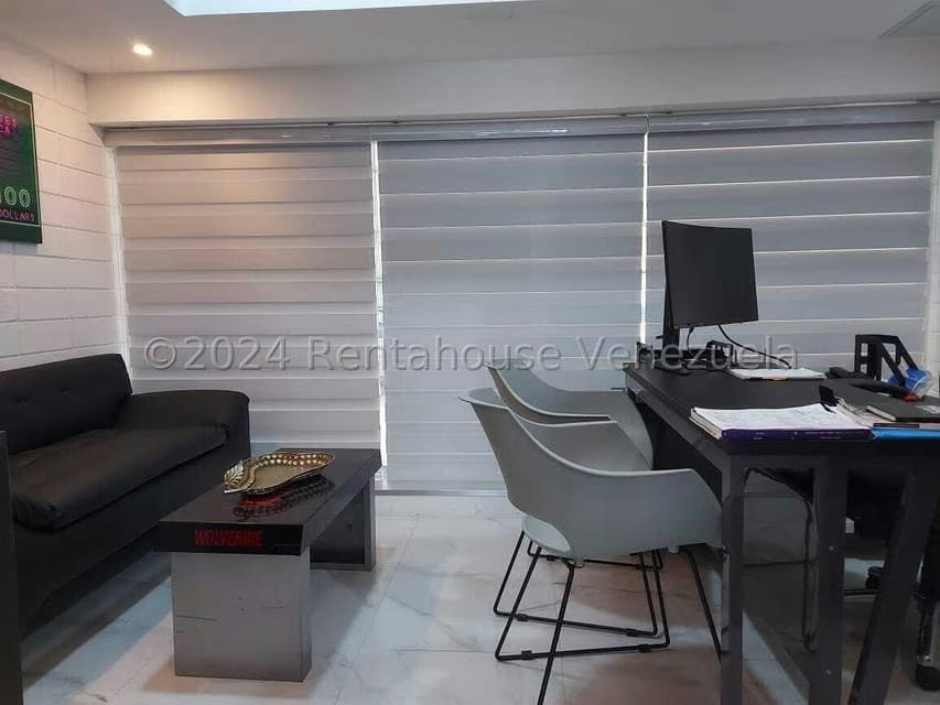 Comercial (Local Comercial) en Venta en Avenida El Milagro, Zulia - 33