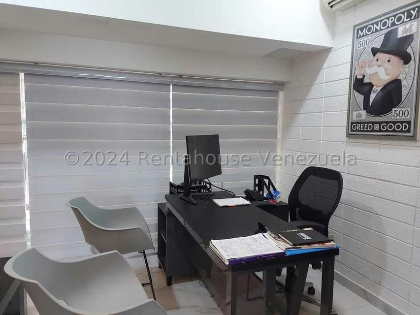 Comercial (Local Comercial) en Venta en Avenida El Milagro, Zulia - 34