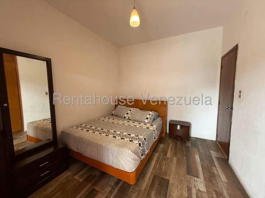 Casa (Multipes Niveles) en Venta en El Paraiso, Distrito Metropolitano - 11